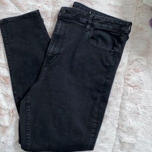 Black American Eagle Super High Rise Jeggings